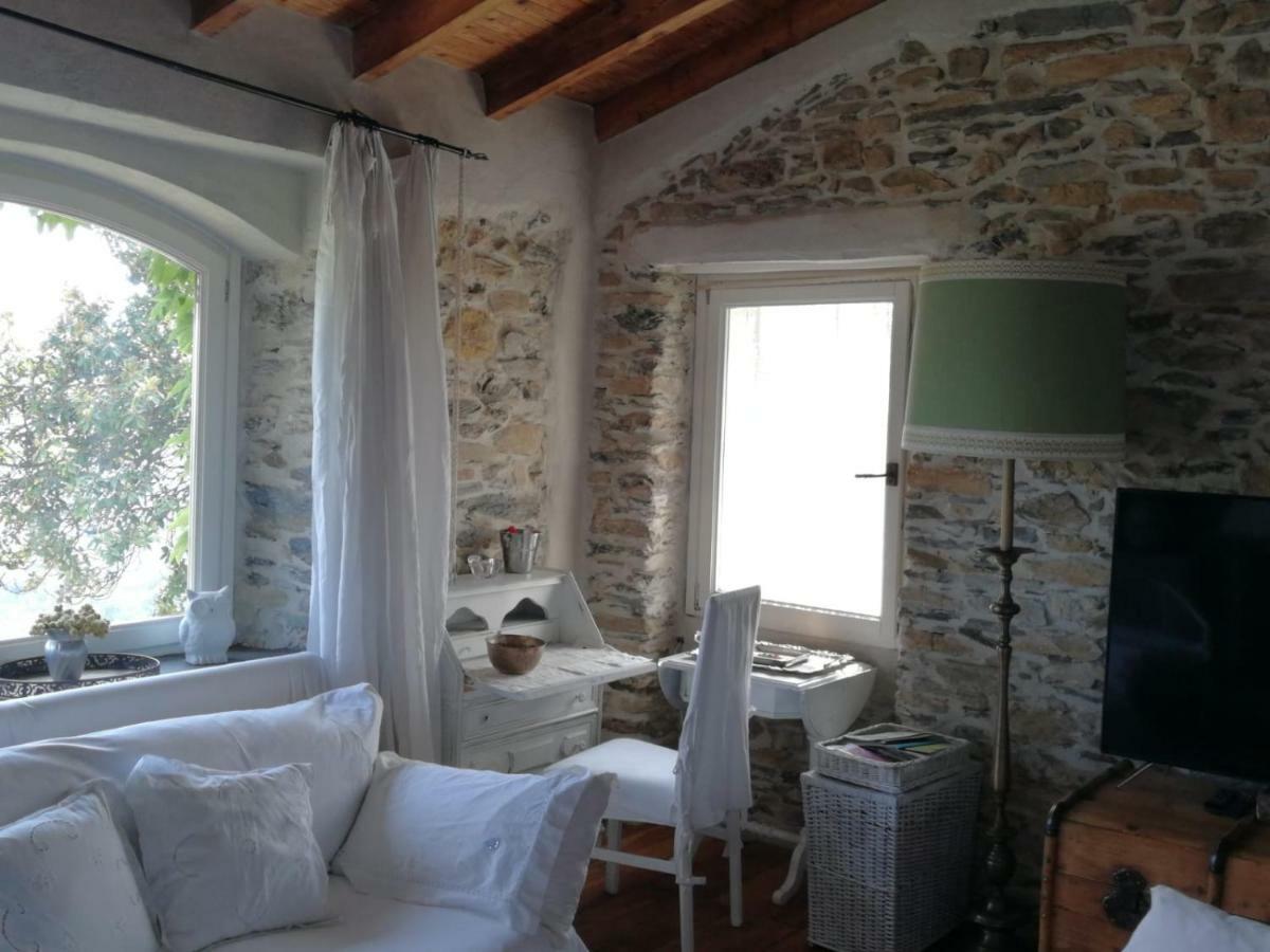 Casale Maria Mafalda Pieve di Teco Εξωτερικό φωτογραφία
